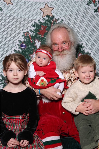 Morgan, Riley and Sierra with Santa